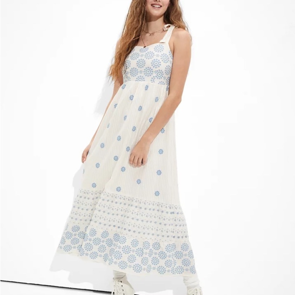 American Eagle white‎ & blue embroidered cotton boho Tie-Strap Midi Dress